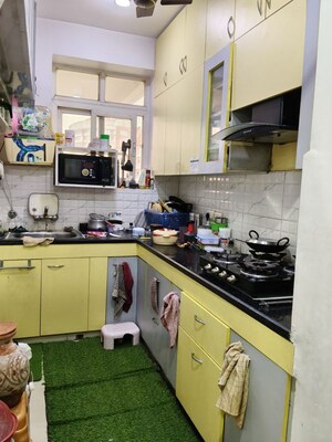 Kitchen in 5 BHK Villa at Amrapali Dream Valley – for Rent