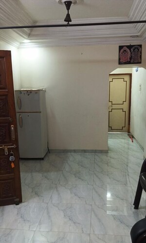 Room in 2 BHK Apartment at Chandan Nagar – for Rent