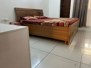 Bedroom in 3 BHK Apartment at Omaxe The Resort, South Mullanpur – for Rent