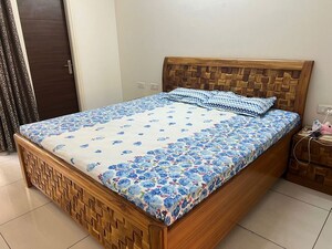 Bedroom in 3 BHK Apartment at Omaxe The Resort, South Mullanpur – for Rent