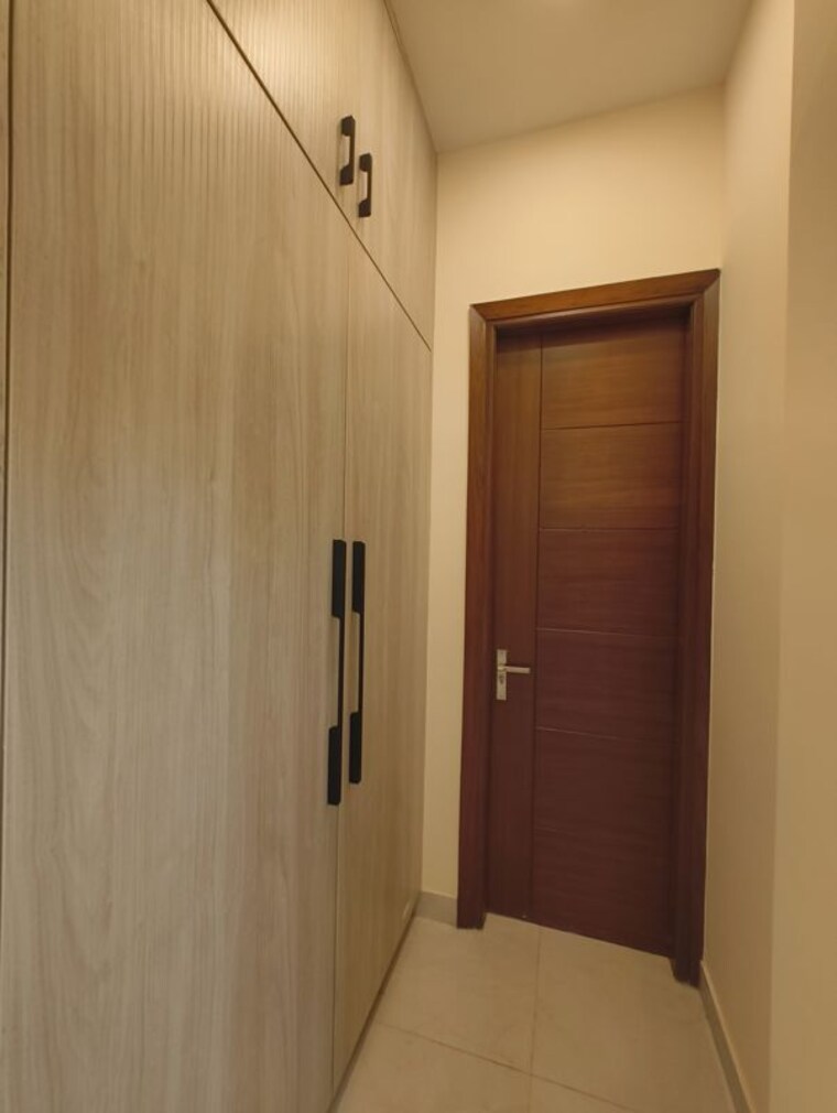 Room, chittaranjan park 3 Bedroom 1800 Sq.Ft. Builder Floor In Chittaranjan Park Delhi 10694055