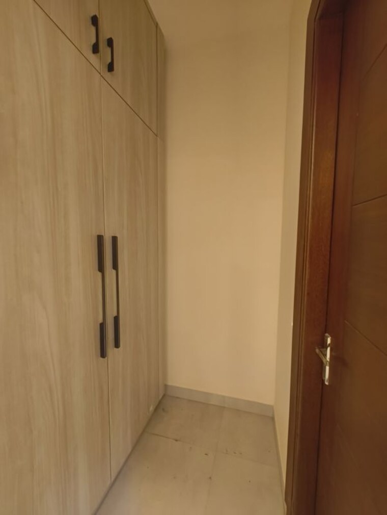 Room, chittaranjan park 3 Bedroom 1800 Sq.Ft. Builder Floor In Chittaranjan Park Delhi 10694055