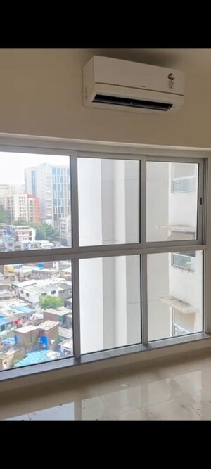 Room in 3 BHK Apartment at LnT Veridian, Powai – for Rent