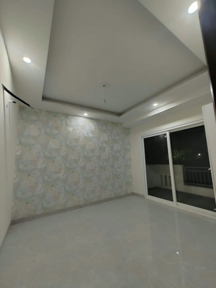 Room, gazipur 3 Bedroom 1450 Sq.Ft. Apartment In Gazipur Zirakpur 10694066