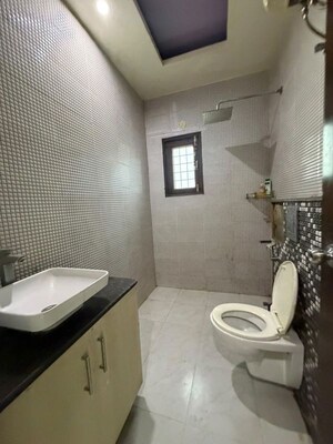 Bathroom in 6+ BHK Penthouse at South City Arcade, Sector 41 – for Rent