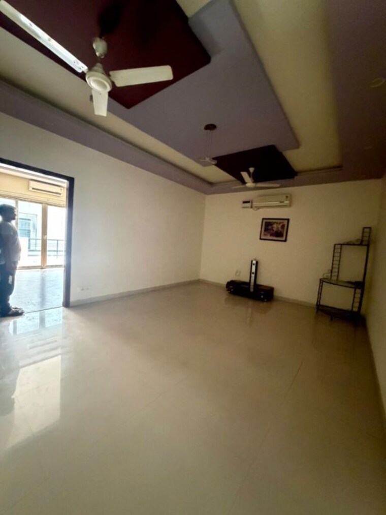 Room, south-city-arcade 6+ Bedroom 4000 Sq.Ft. Penthouse In Sector 41 Gurgaon 10694068