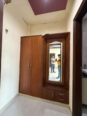 Furnished Amenities in 6+ BHK Penthouse at South City Arcade, Sector 41 – for Rent