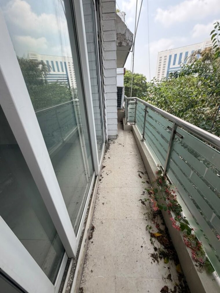 Balcony, south-city-arcade 6+ Bedroom 4000 Sq.Ft. Penthouse In Sector 41 Gurgaon 10694068
