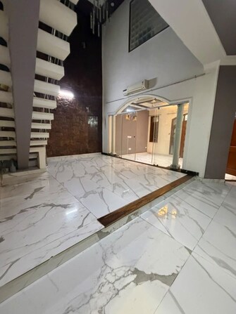 6+ BHK +Penthouse For Rent in South City Arcade in Sector 41, Gurgaon