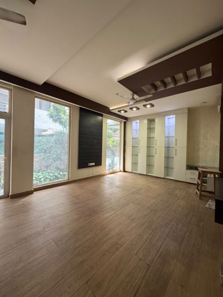 Room, south-city-arcade 6+ Bedroom 4000 Sq.Ft. Penthouse In Sector 41 Gurgaon 10694068