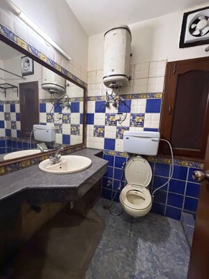 Team Area in 6+ BHK Penthouse at South City Arcade, Sector 41 – for Rent