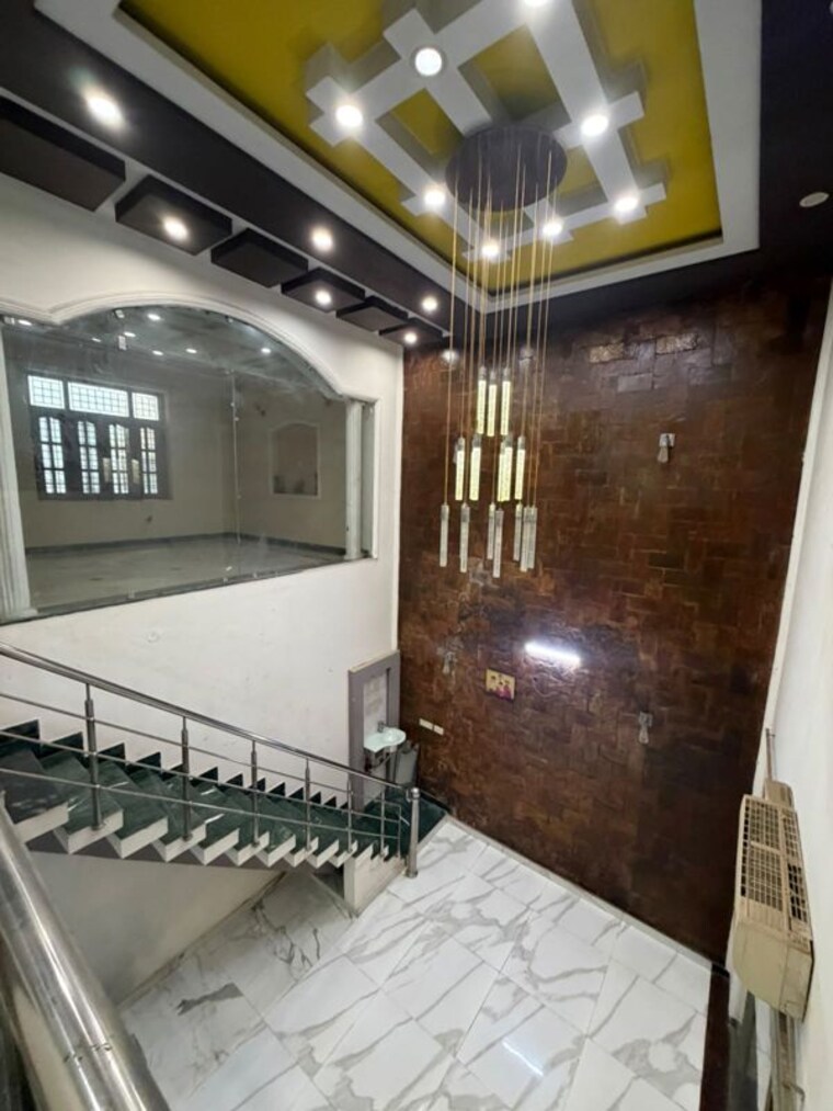 Kitchen, south-city-arcade 6+ Bedroom 4000 Sq.Ft. Penthouse In Sector 41 Gurgaon 10694068