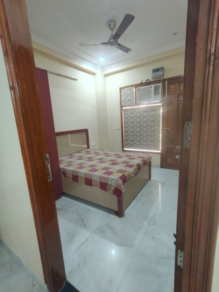 Bedroom, sector 38 3 Bedroom 2300 Sq.Ft. Builder Floor In Sector 38 Gurgaon 10694086