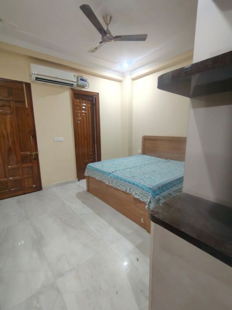 Bedroom, sector 38 3 Bedroom 2300 Sq.Ft. Builder Floor In Sector 38 Gurgaon 10694086