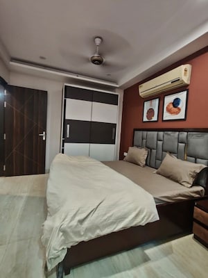Bedroom in 2 BHK Builder Floor at Sector 46 – for Rent
