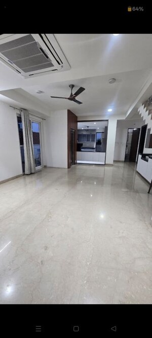 Room in 4 BHK Villa at My Home Ankura, Tellapur – for Rent