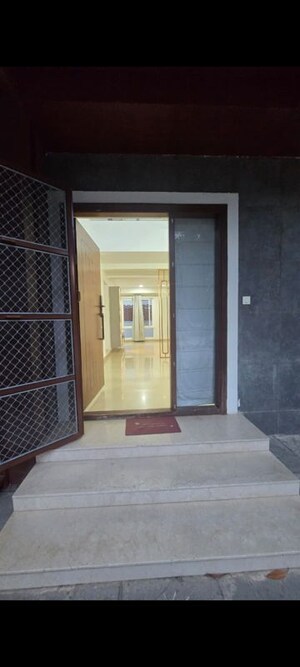Room in 4 BHK Villa at My Home Ankura, Tellapur – for Rent