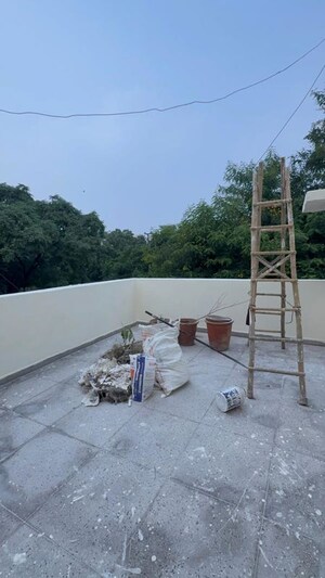 Terrace in 2 BHK Apartment at Godrej South Estate Okhla, Okhla – for Rent
