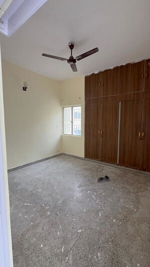 Room in 2 BHK Apartment at Godrej South Estate Okhla, Okhla – for Rent