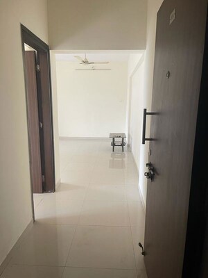 3 BHK Apartment – Entrance View at Evershine Cosmic, Andheri West - for Rent