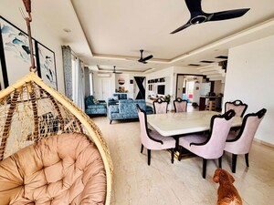 Team Area in 4 BHK Apartment at Bestech Park View Spa, Sector 47 – for Rent