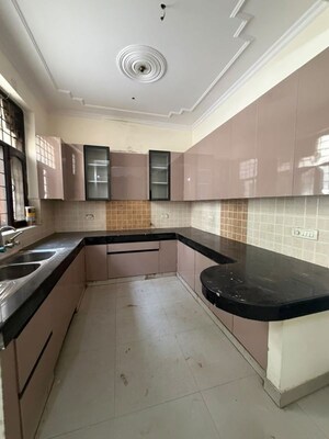 Kitchen in 3 BHK Independent House at Sector 39 – for Rent
