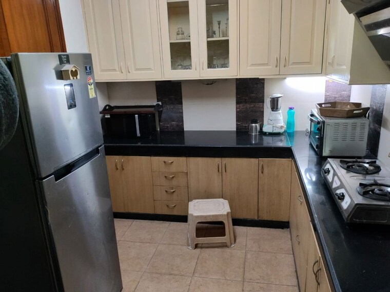 Kitchen, jor bagh 3 Bedroom 3000 Sq.Ft. Builder Floor In Jor Bagh Delhi 10694134