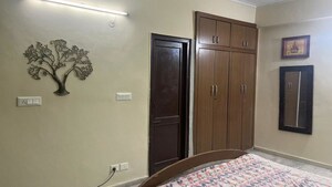 Furnished Amenities in 3 BHK Apartment at Smiriti Apartment, Sector 56 – for Rent