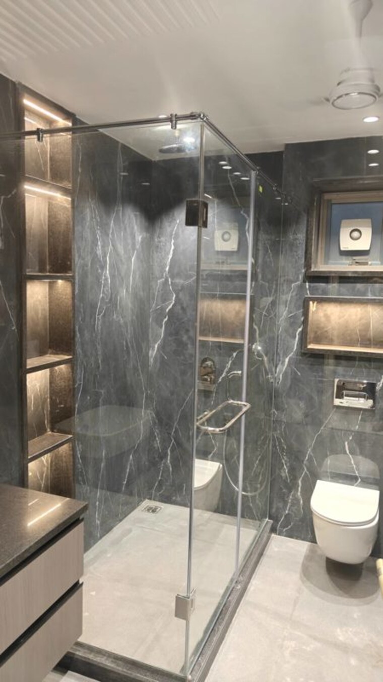 Attached Bathroom, ashok vihar 4 Bedroom 3050 Sq.Ft. Builder Floor In Ashok Vihar Delhi 10688284