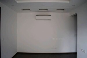 Room in 4 BHK Builder Floor at Greater Kailash I – for Rent