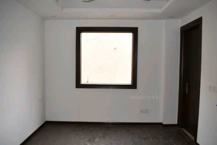 Room, greater kailash i 4 Bedroom 300 Sq.Yd. Builder Floor In Greater Kailash I Delhi 10694201
