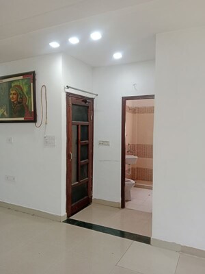 Room in 3 BHK Independent House at Chandoli – for Rent