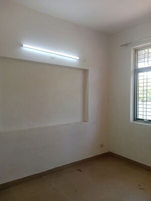 Room in 3 BHK Independent House at Chandoli – for Rent