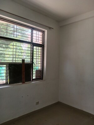 Room in 3 BHK Independent House at Chandoli – for Rent