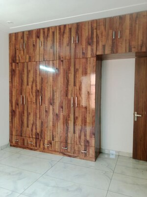 Room in 3 BHK Independent House at Chandoli – for Rent