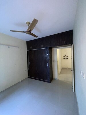 2 BHK Apartment For Rent in Pyramid Urban Homes 3, Sector 67a