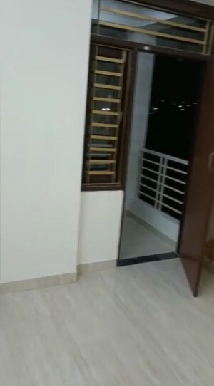Room in 3 BHK Apartment at Karolan Ka Barh – for Rent
