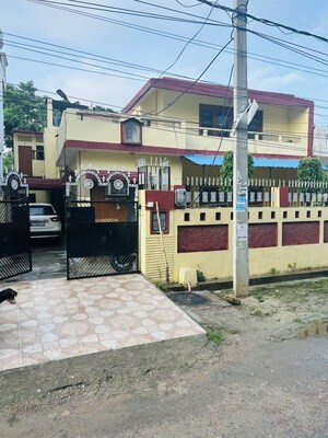 6+ BHK Independent House For Sale in Krishna Nagar