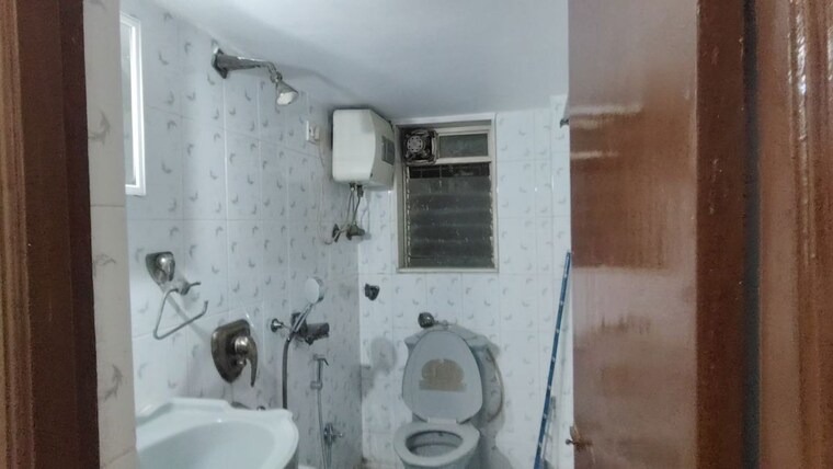 Bathroom, shiv-bhagtani-manor-3b-chs 2 Bedroom 1000 Sq.Ft. Apartment In Chandivali Mumbai 10694266