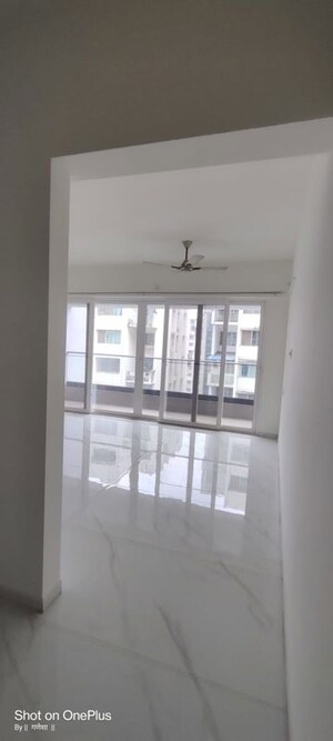 Room in 2 BHK Apartment at Kamalraj Datta Vihar, Moshi – for Rent