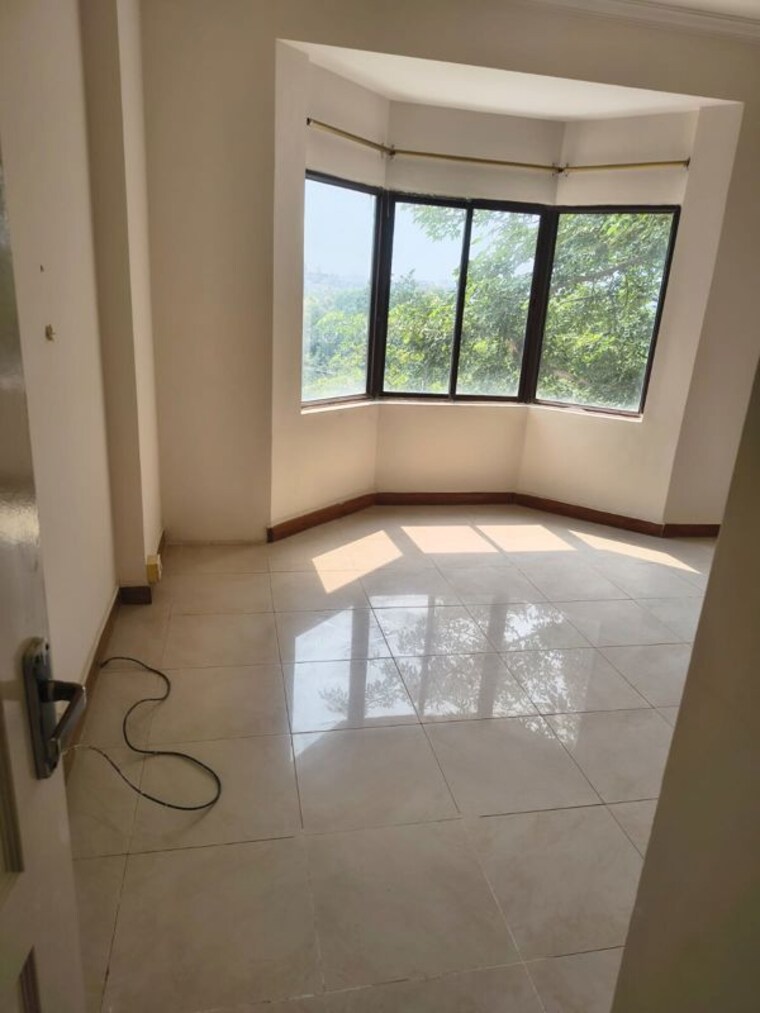 Room, unitech-palms 3.5 Bedroom 1600 Sq.Ft. Apartment In South City 1 Gurgaon 10694319