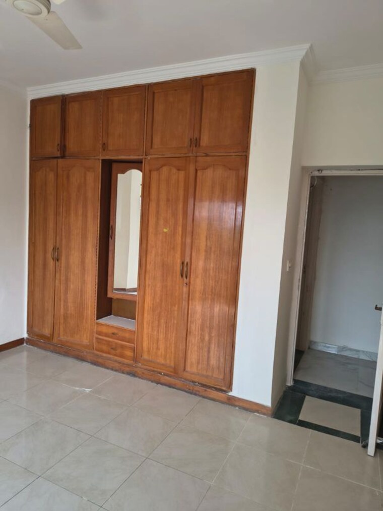 Room, unitech-palms 3.5 Bedroom 1600 Sq.Ft. Apartment In South City 1 Gurgaon 10694319