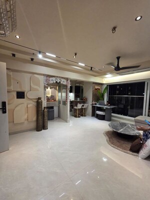 2 BHK Apartment For Rent in RNA NG Eclat, Andheri West