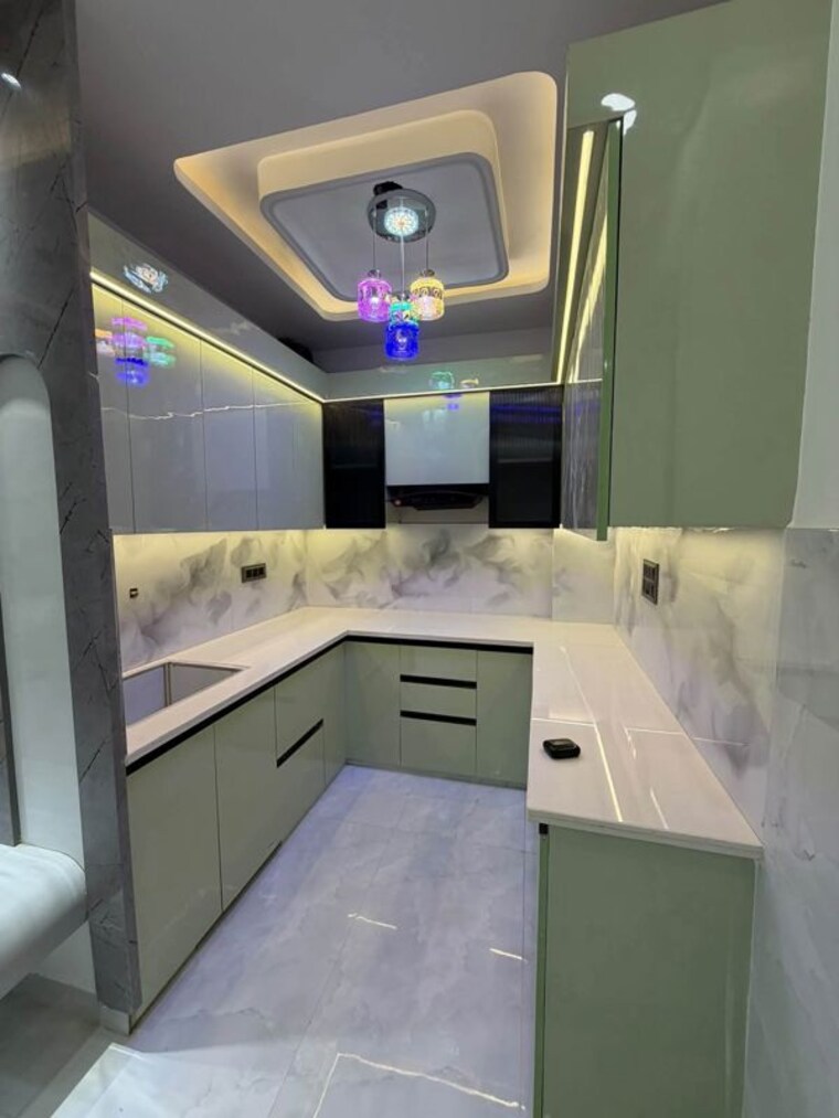 Kitchen, uttam nagar 3 Bedroom 911 Sq.Ft. Builder Floor In Uttam Nagar Delhi 10694324