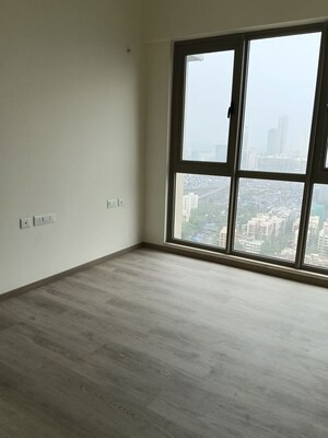 Room in 3 BHK Apartment at Sheth Auris Serenity Tower 3, Malad West – for Sale