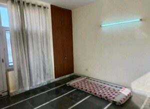 2 BHK Builder Floor For Rent in RWA Apartments, Sector 31