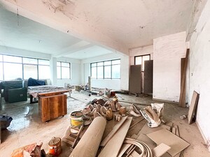 Team Area in  Shop at Hanspura – for Sale