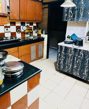Team Area in 4 BHK Builder Floor at Ardee City, Sector 52 – for Sale