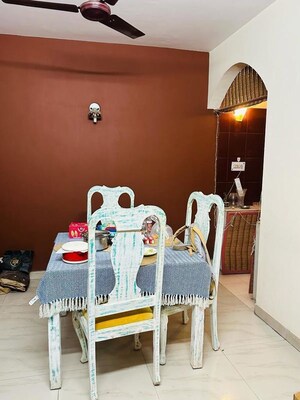 Furnished Amenities in 4 BHK Builder Floor at Ardee City, Sector 52 – for Sale
