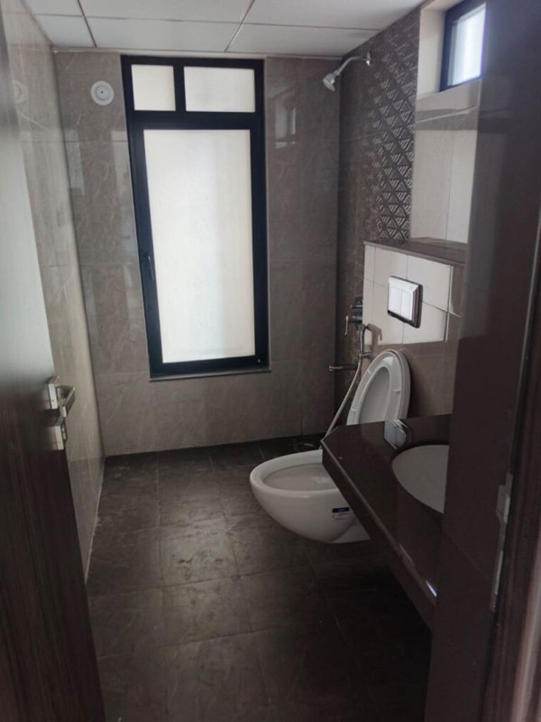 Bathroom, duville-riverdale-grove 2 Bedroom 793 Sq.Ft. Apartment In Kharadi Pune 10694394